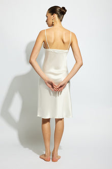 The Silk Nite By GINIA In Creme