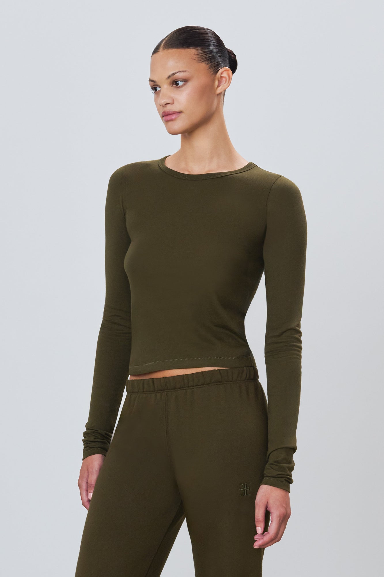 FITTED CREWNECK LONG SLEEVE T-SHIRT - ETERNE