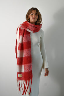 Leah Oversized Blanket Scarf | Red