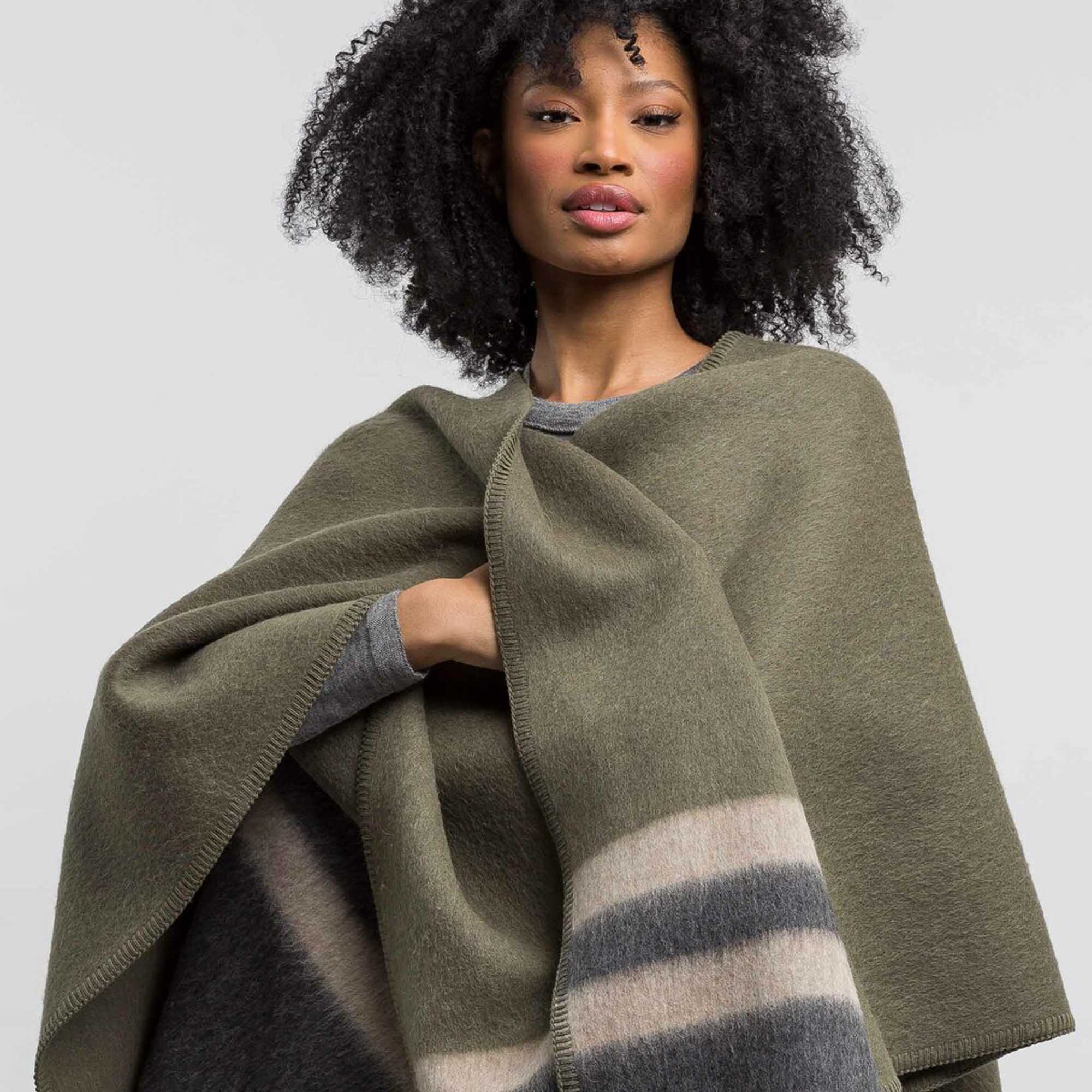 Unisex | Aspen Cape | Forest Green / Charcoal / Light Taupe