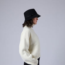 Jonah Felt | Black