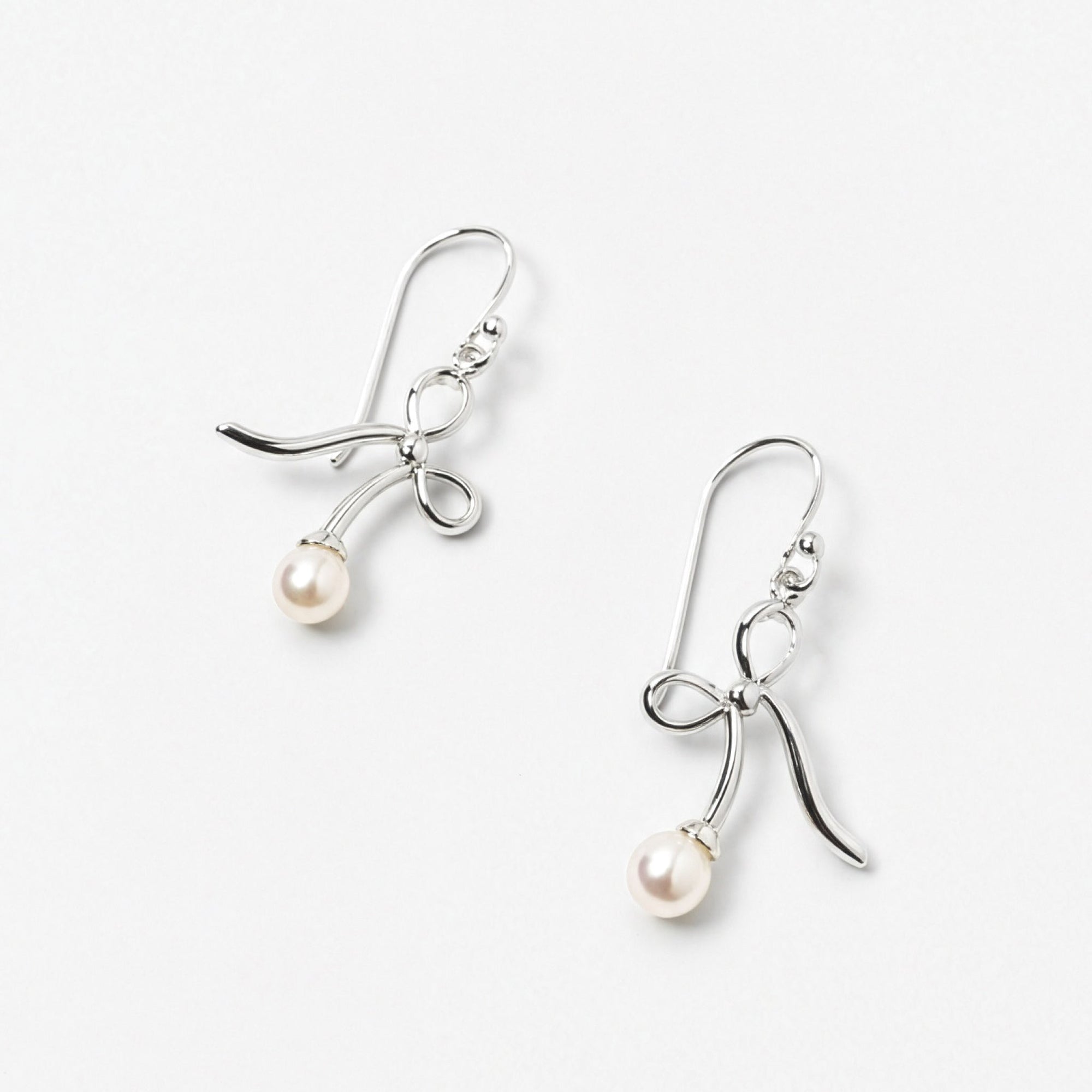 BB Earrings | Sterling Silver | Freshwater Pearl