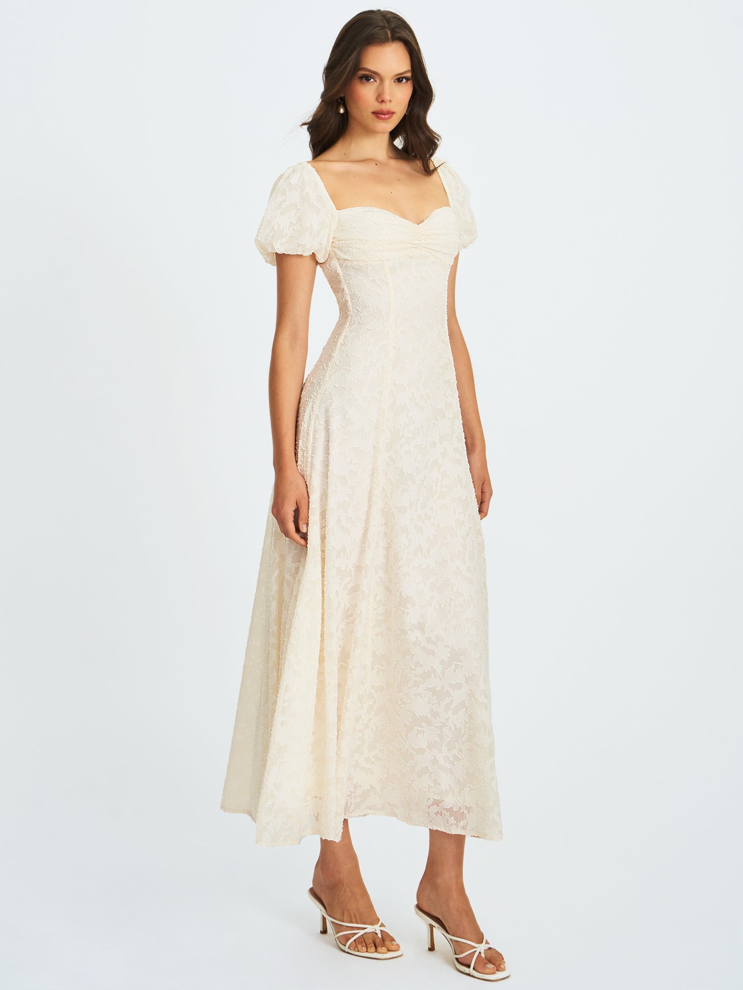 Pandora Bubble Sleeve Backless Maxi Dress | White