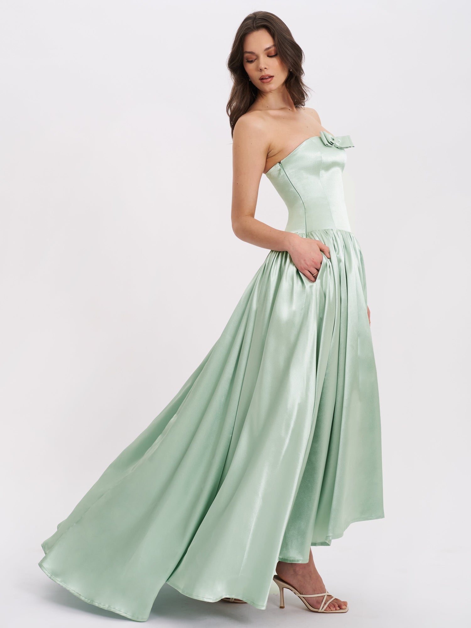 Lael Back Button Trailing Gown | Mint Green