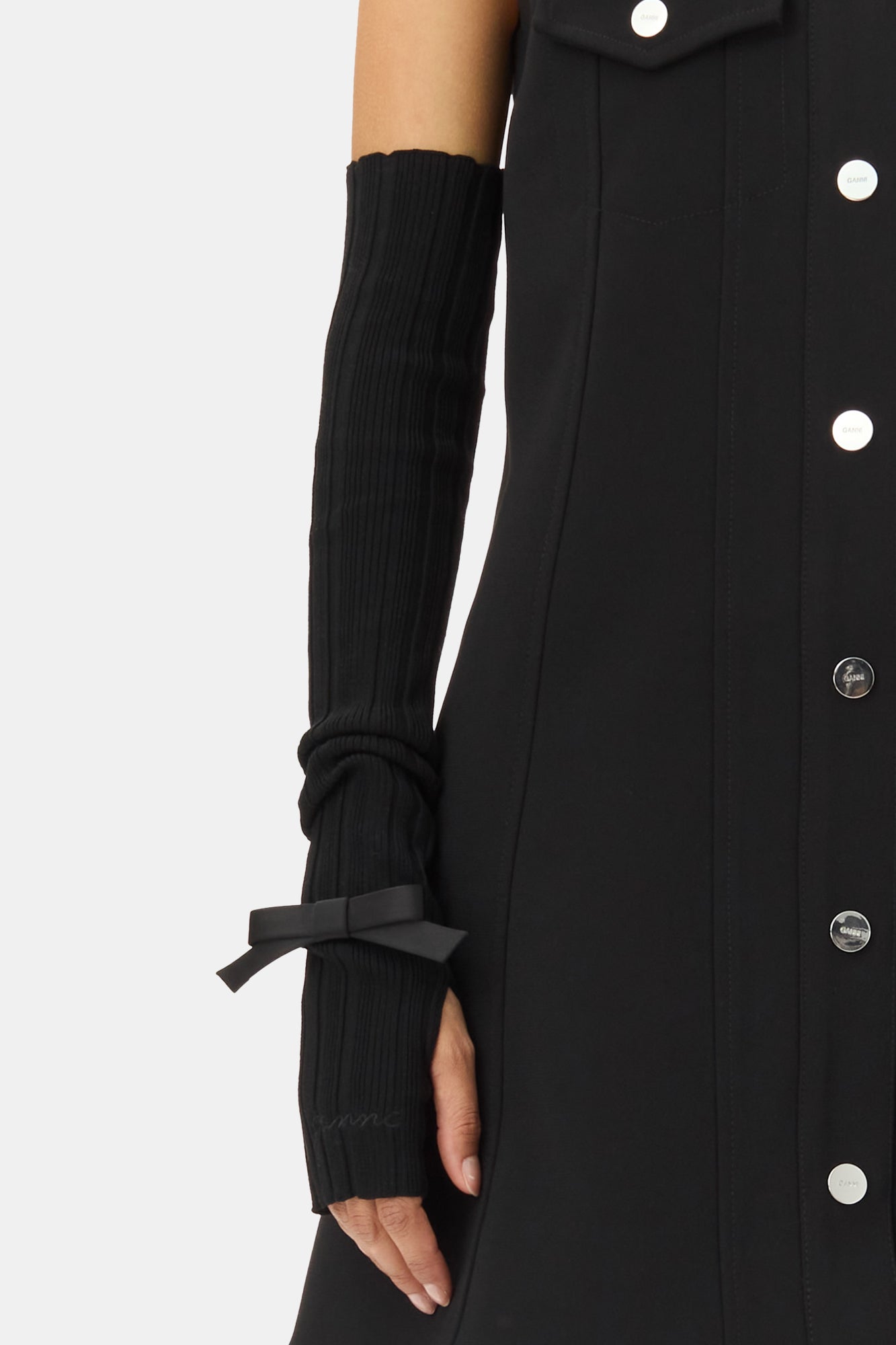 Light Viscose Rib Wrist Warmers | Black