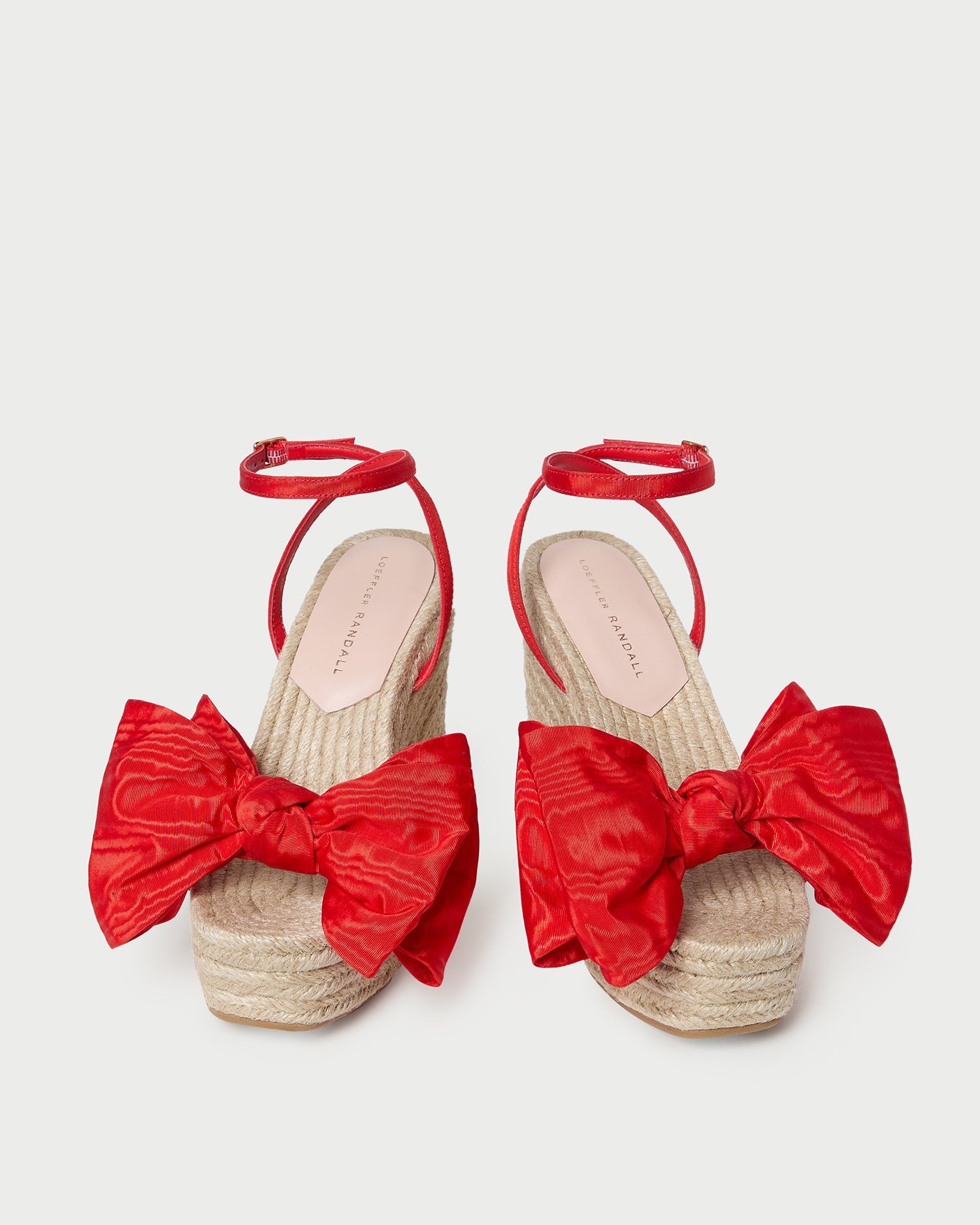 Color: Red/Natural