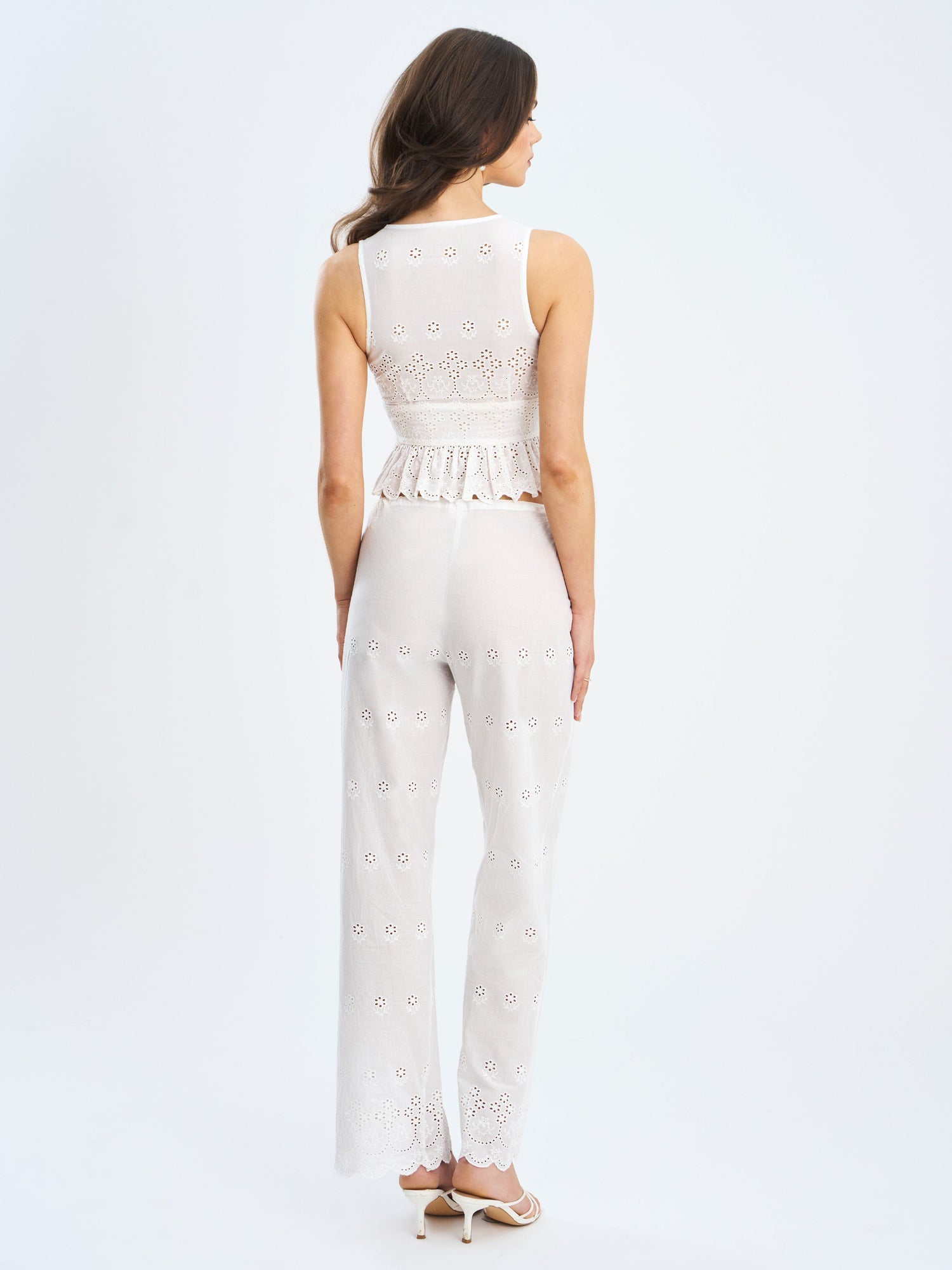 Raia Cotton Eyelet Scallop Trim Top | White
