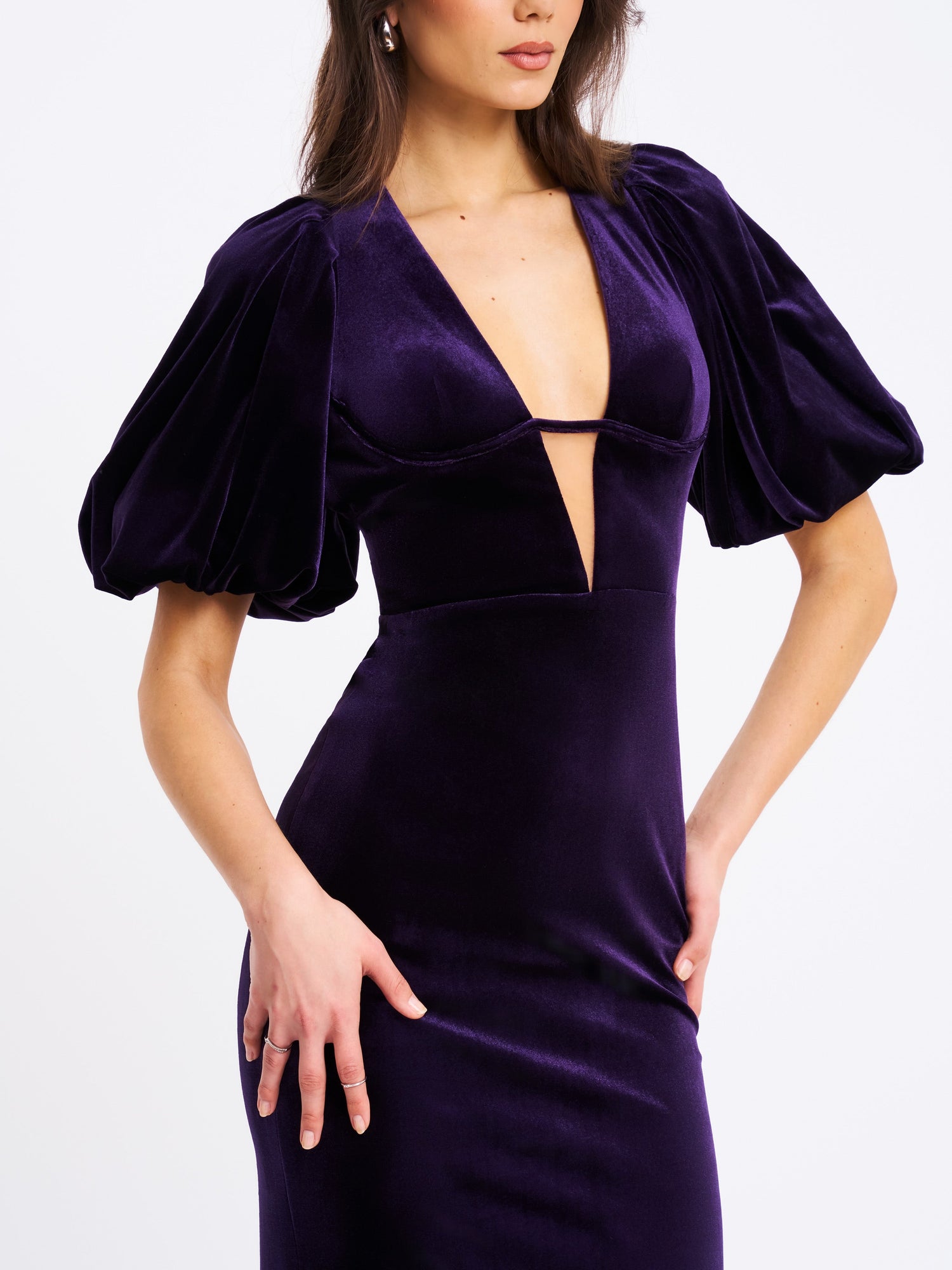 Coraline Velvet Bubble Sleeve Backless Maxi Dress | Purple