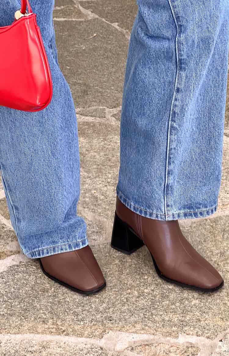 Billini Svea Ankle Boots | Brunette