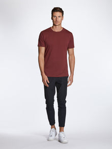 Mens | AO Split-Hem Tee - Signature-fit PYCA Pro | Cabernet