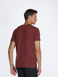 Mens | AO Split-Hem Tee - Signature-fit PYCA Pro | Cabernet