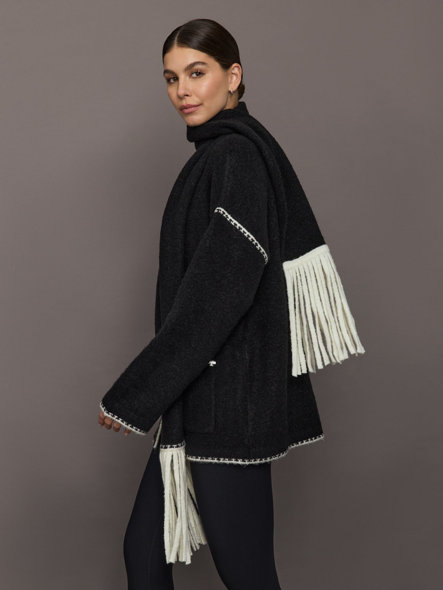 Sweater with Scarf | Black/Cream