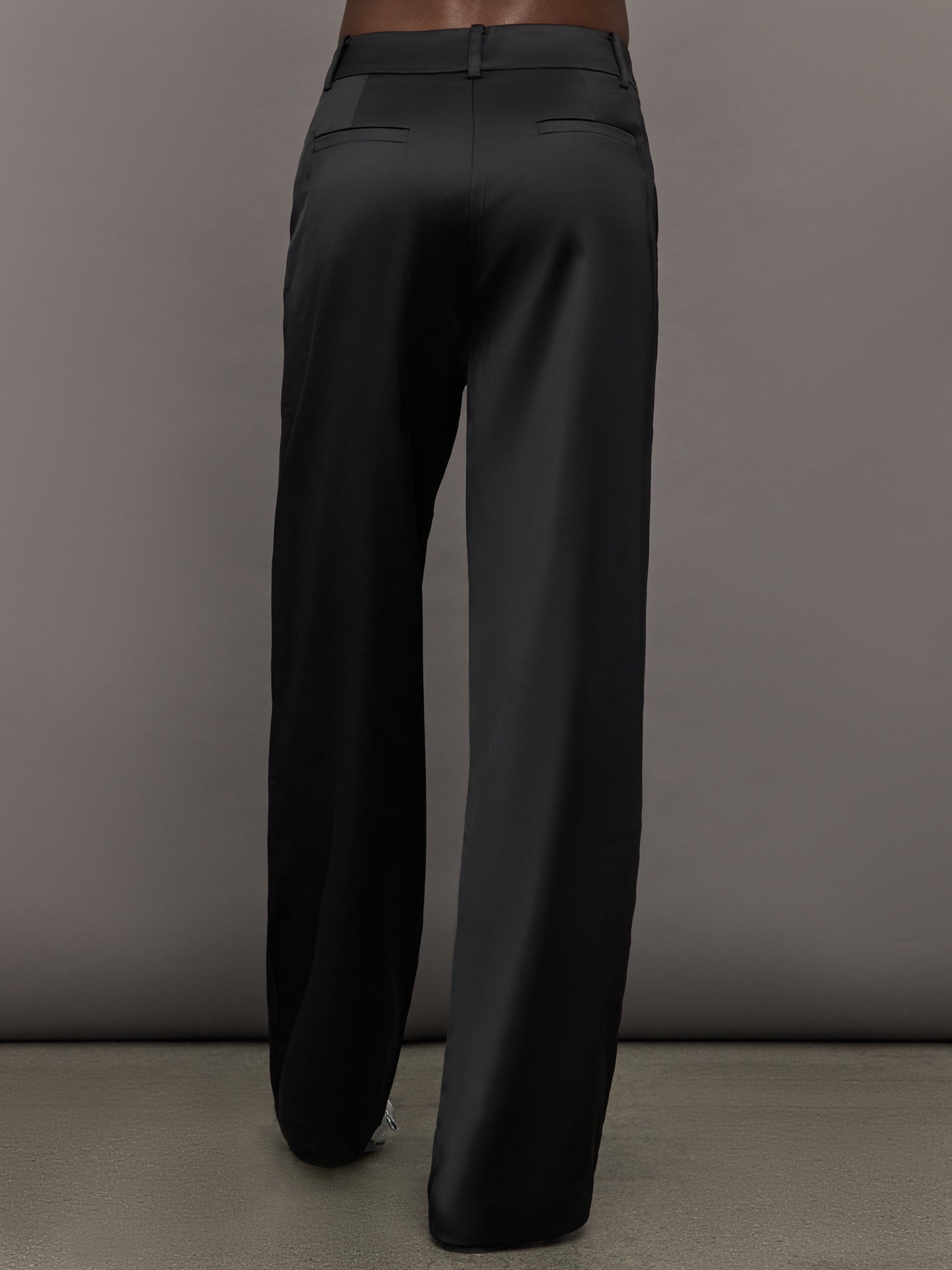 Satin Straight Leg Pant | Black