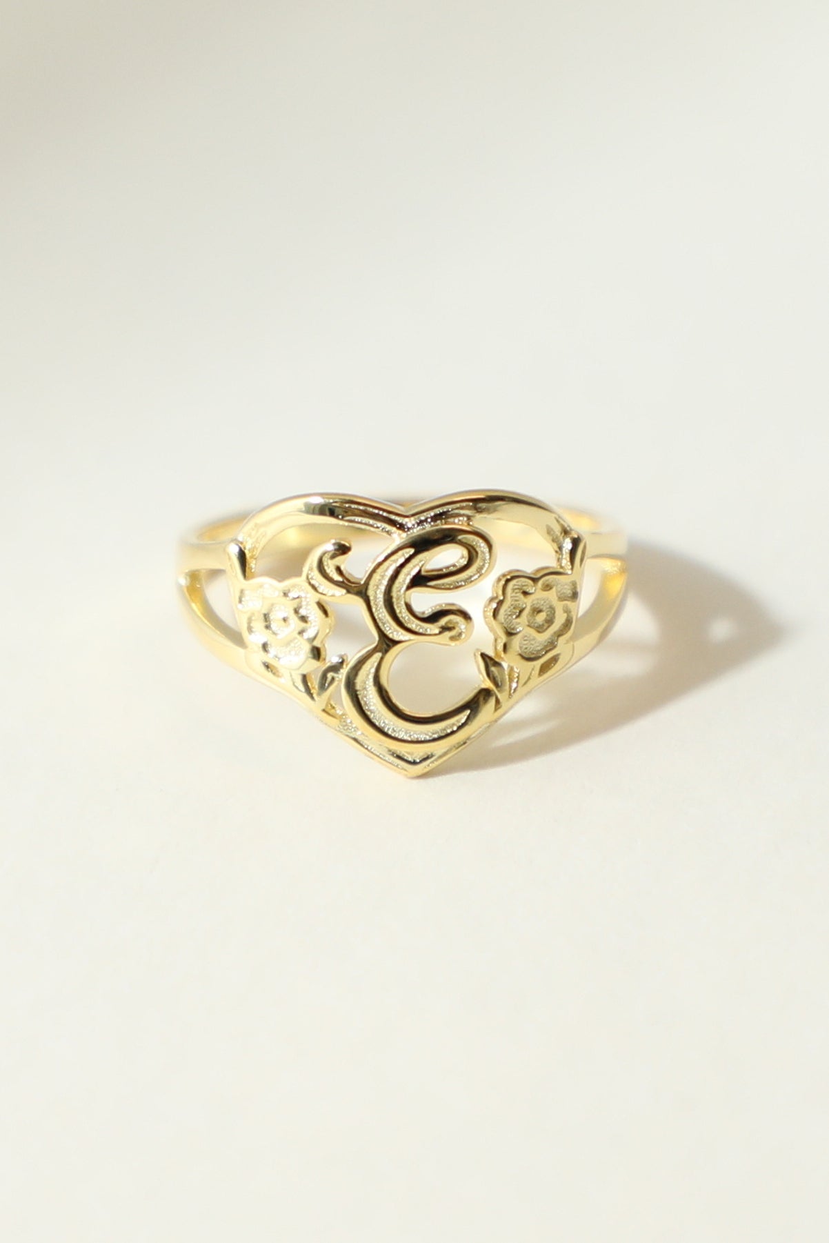 The Gold Cutout Flower Heart Letter Ring | 18Kt Gold Vermeil