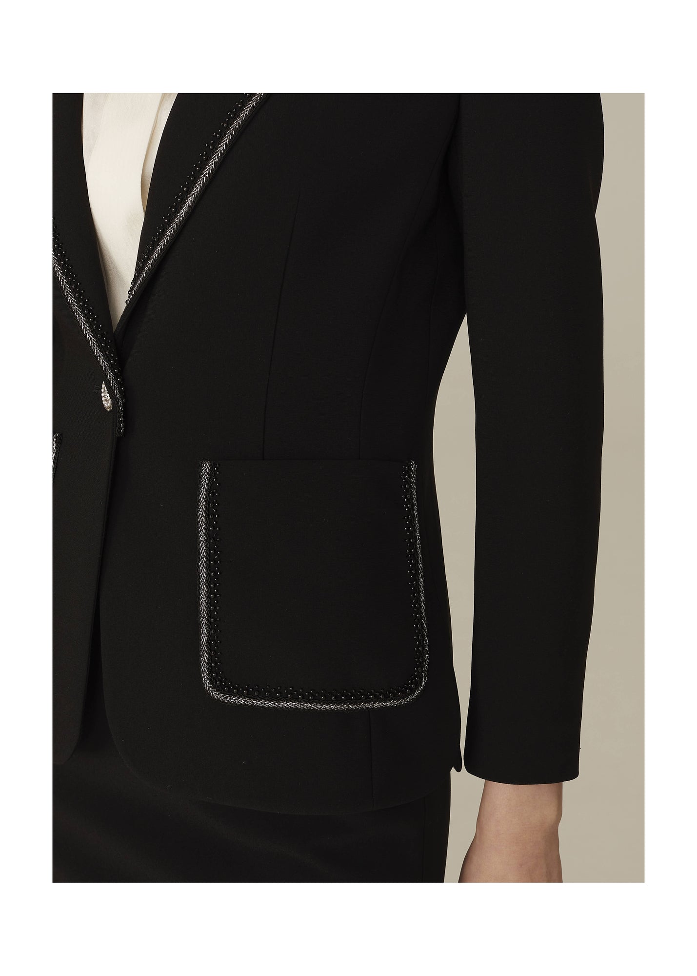 Contrast Detailing Blazer | Black