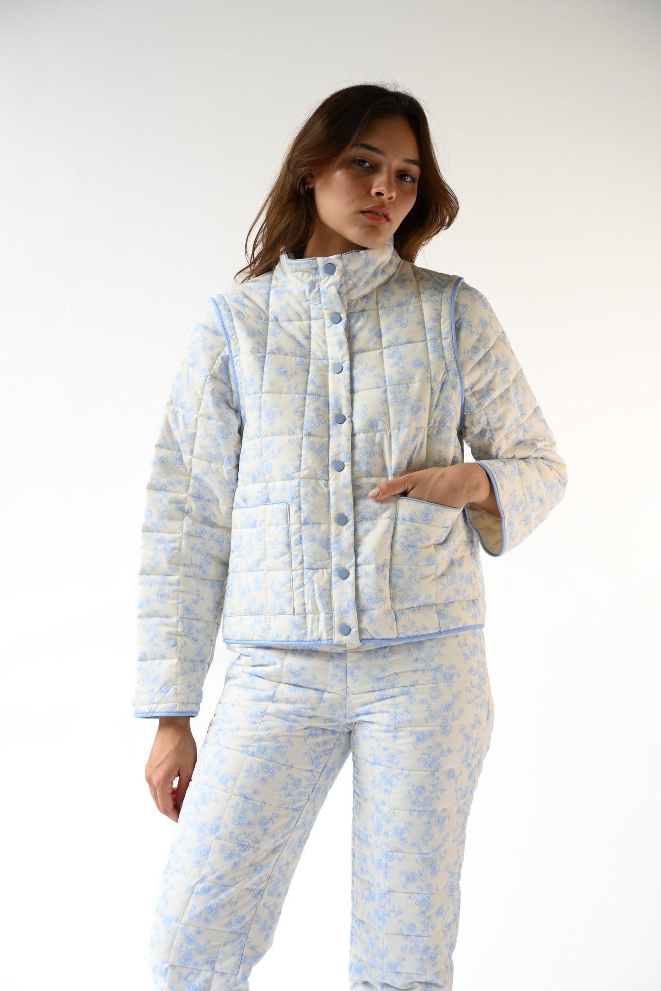 Amelia Quilted Convertible Jacket | Blue Toile