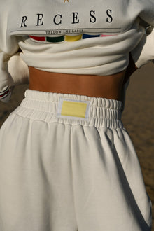 Everette Joggers | White