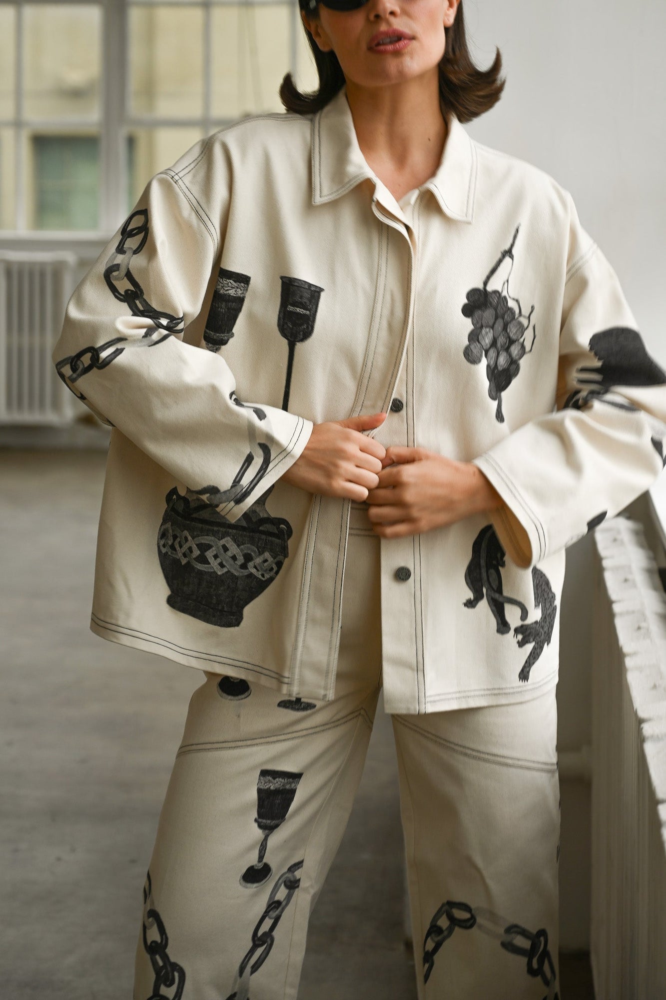 Britton Canvas Jacket | White & Black