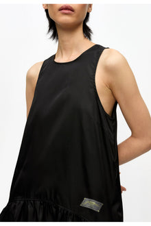 Duchesse Nylon Midi Dress | Black