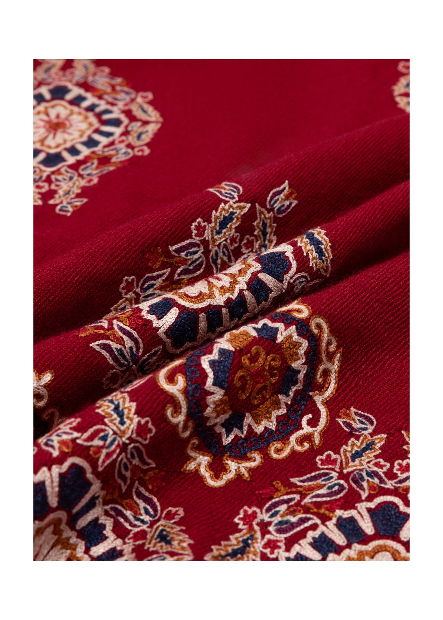 Embroidered Cashmere Scarf | Maroon