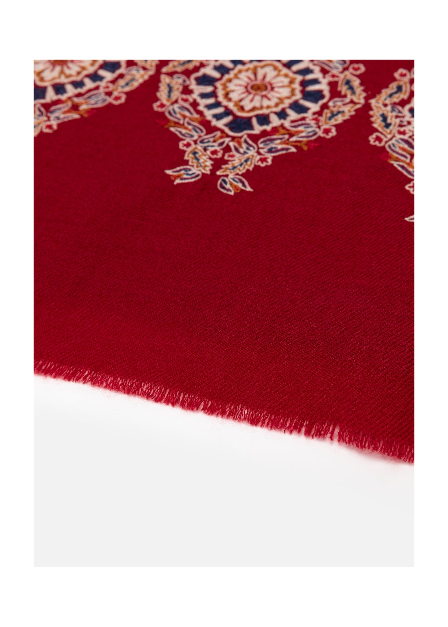 Embroidered Cashmere Scarf | Maroon