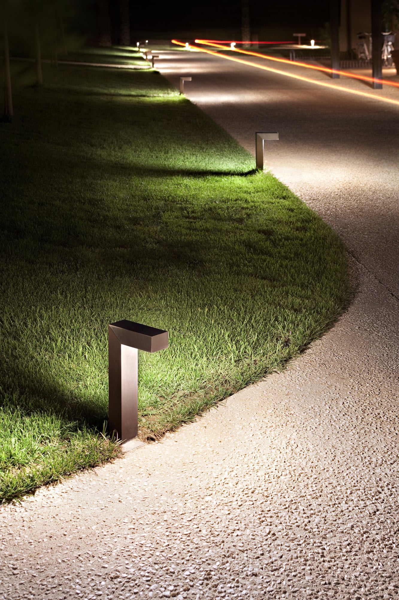 45 Adj Outdoor Floor 1 LED | Black