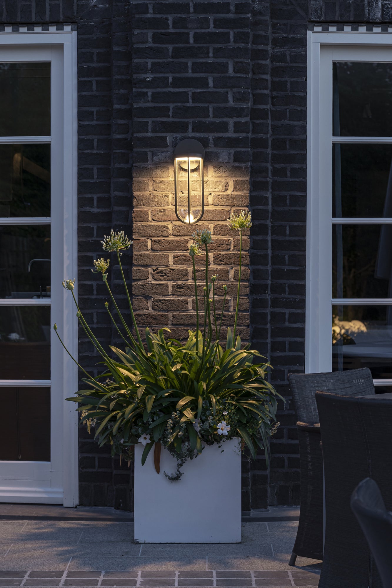 In Vitro Outdoor Wall 2700K 1-10V | Terracotta