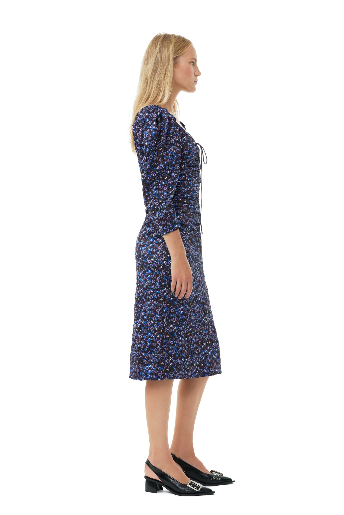 Crinkled Satin Gathered U-neck Midi Dress | Black