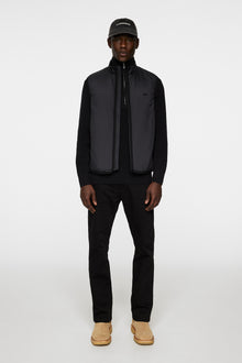 Men | Dobber Hybrid Vest | Black