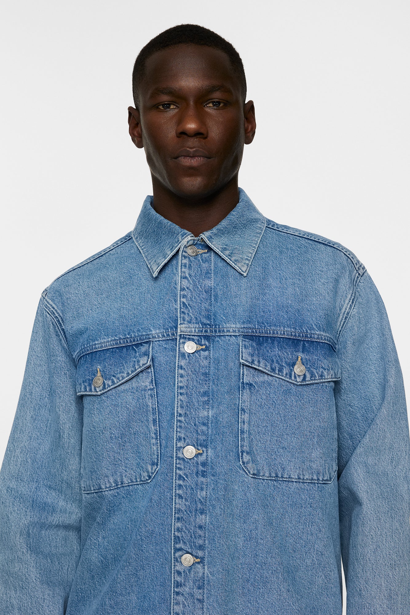 Men | Hunt Washed Denim Overshirt | Light Blue