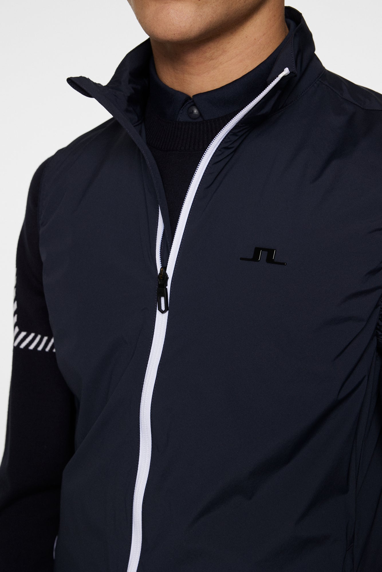 Men | Ash Light Packable Vest | JL Navy