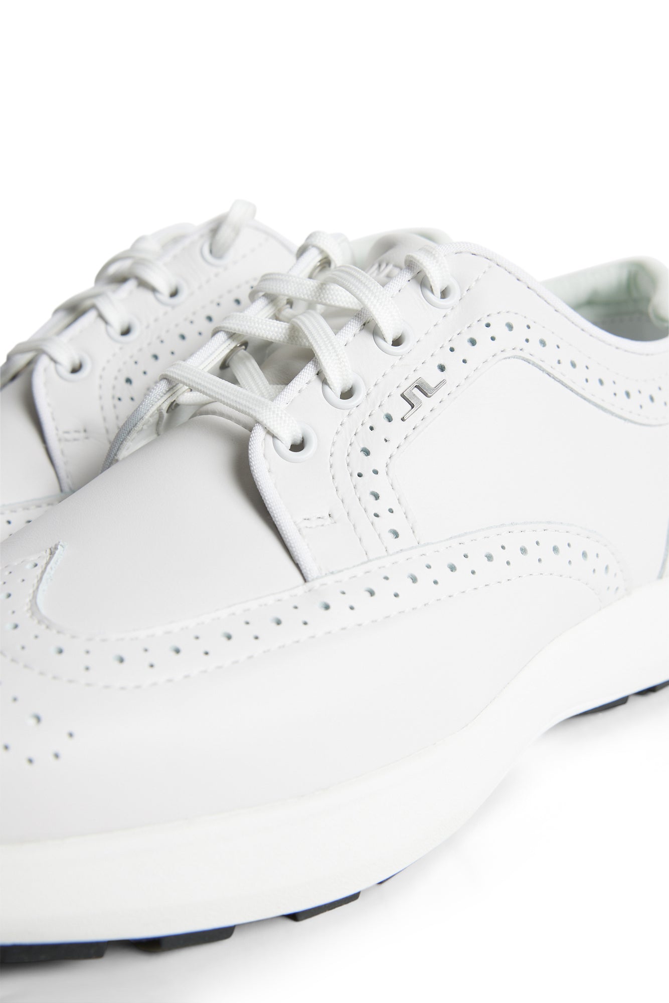Women | Fairway Brogue Golf Sneaker | White
