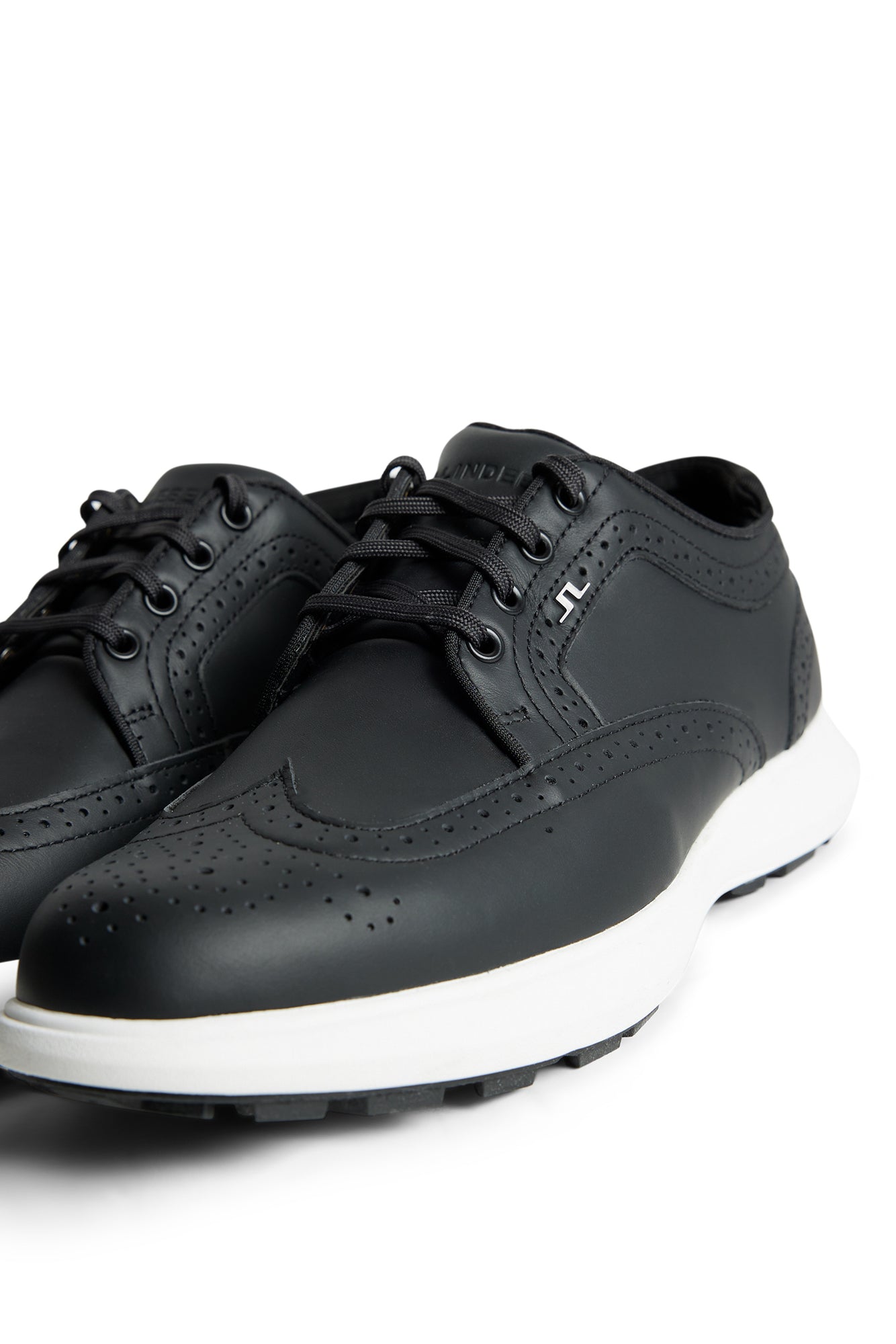 Women | Fairway Brogue Golf Sneaker | Black
