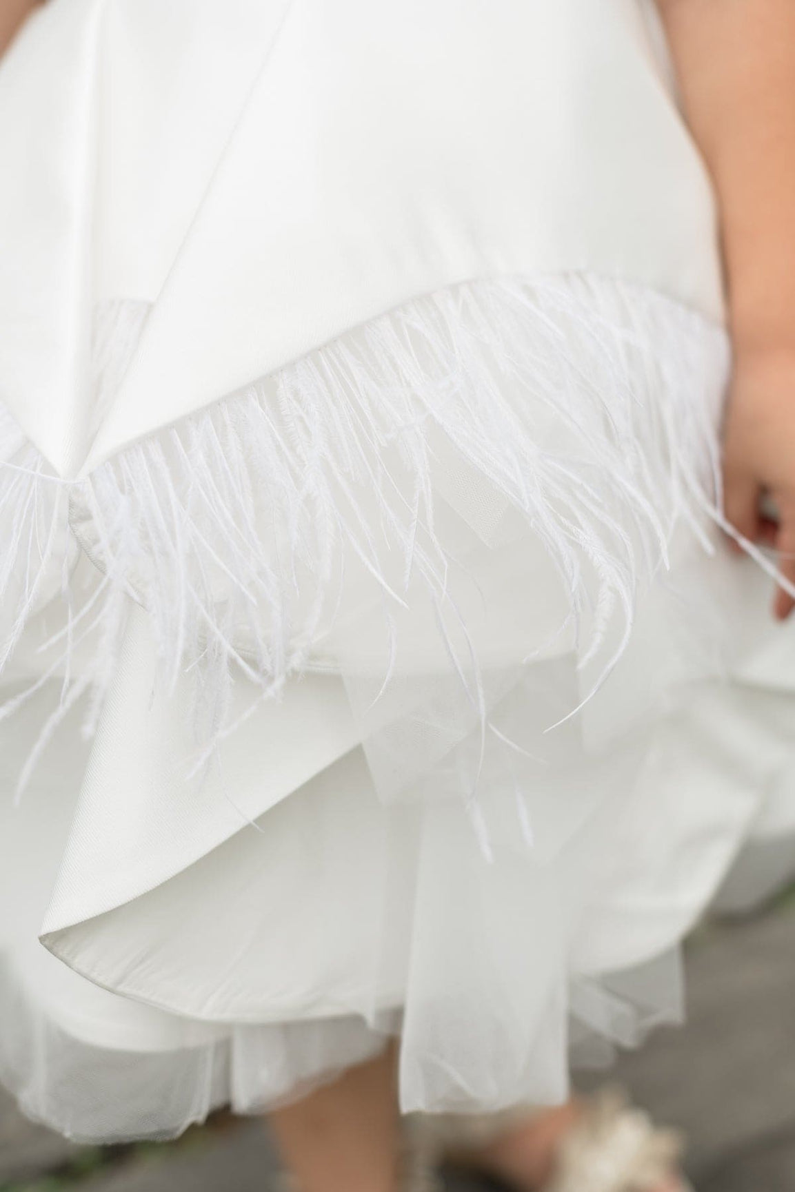 Girl | Constanza Ceremony Dress with Champagne Bow | White x Beige