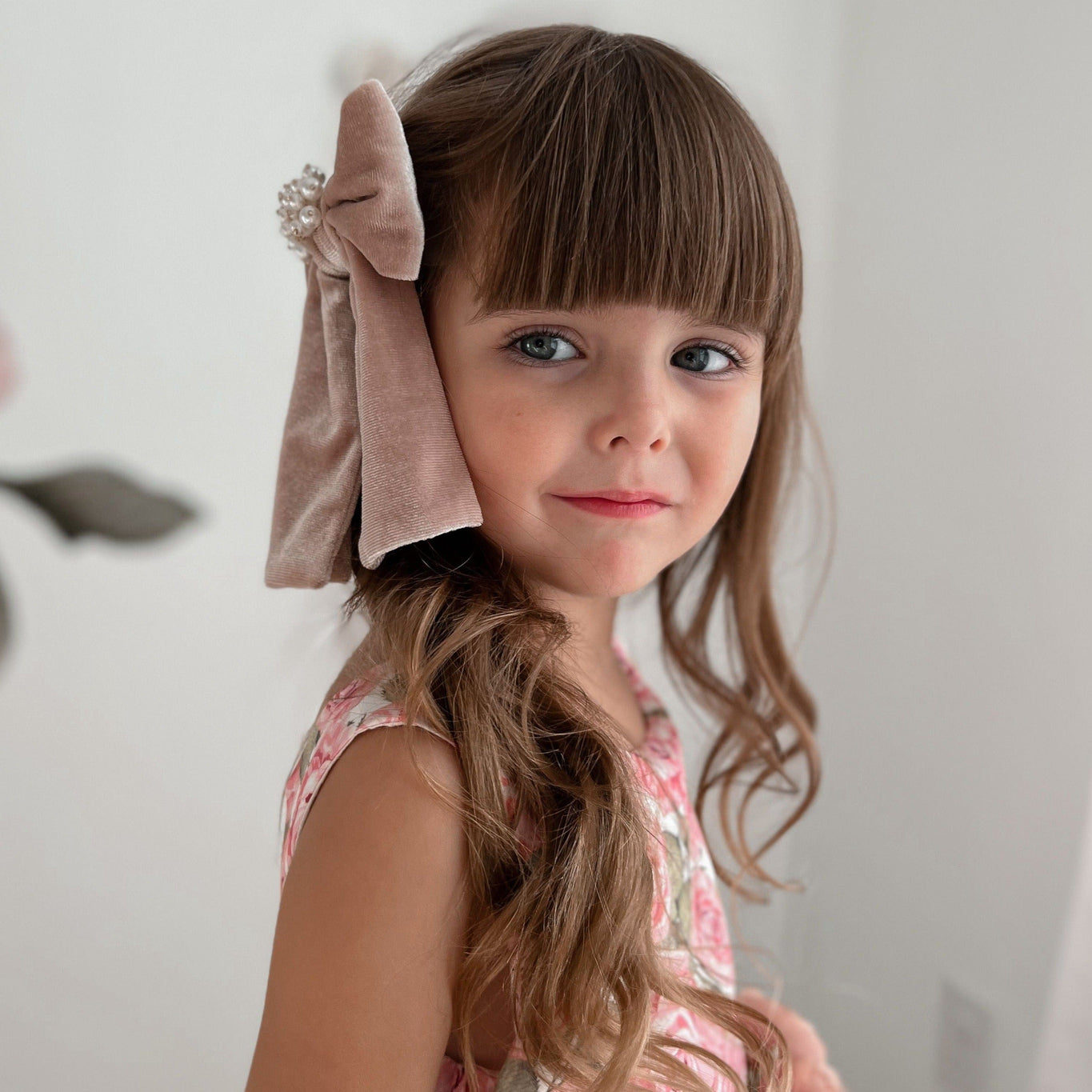 Girl | Dusty Velour Hair Bow | Pink