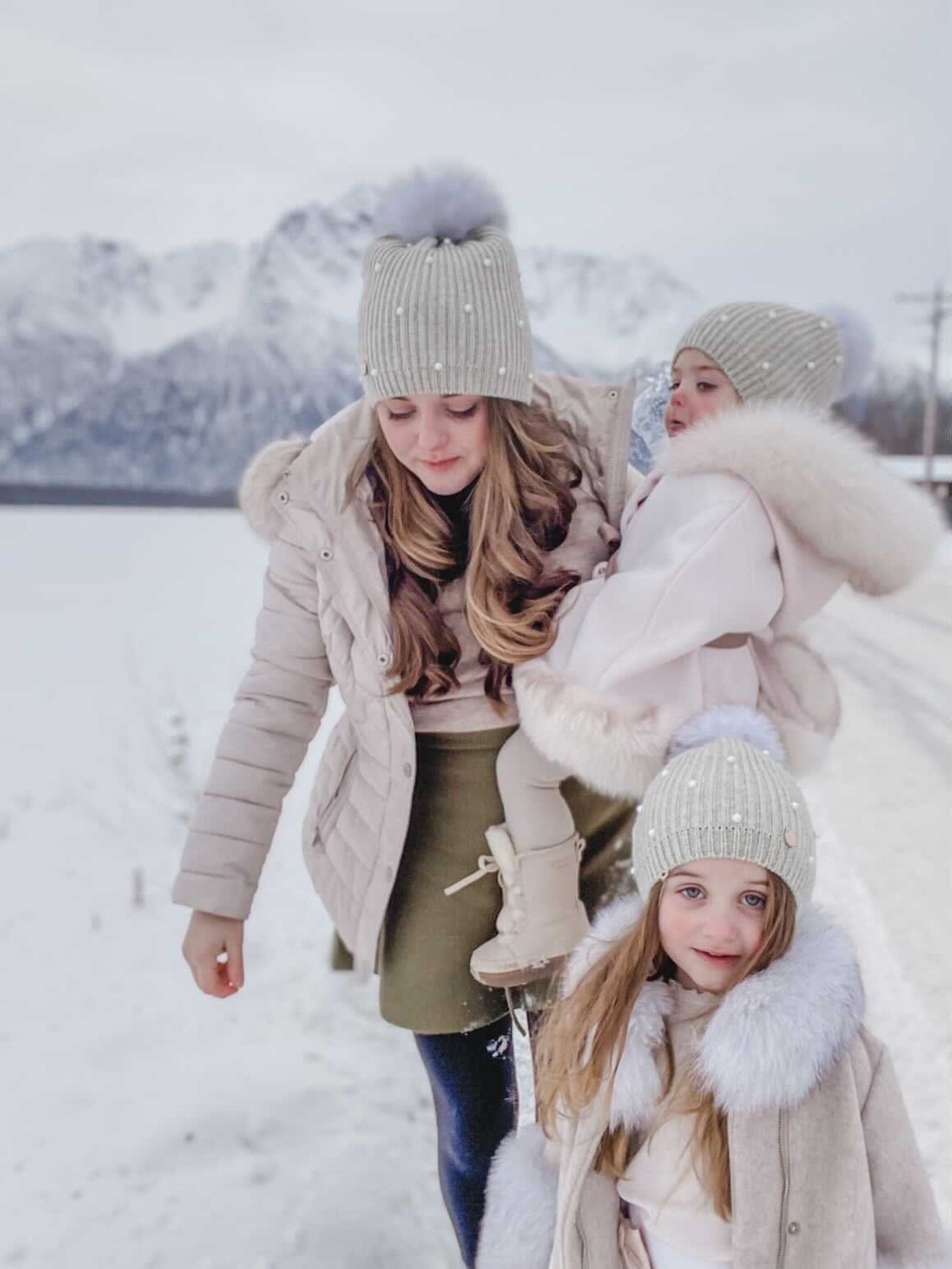 Girl | Pearl Angora Kids Hat | Gray