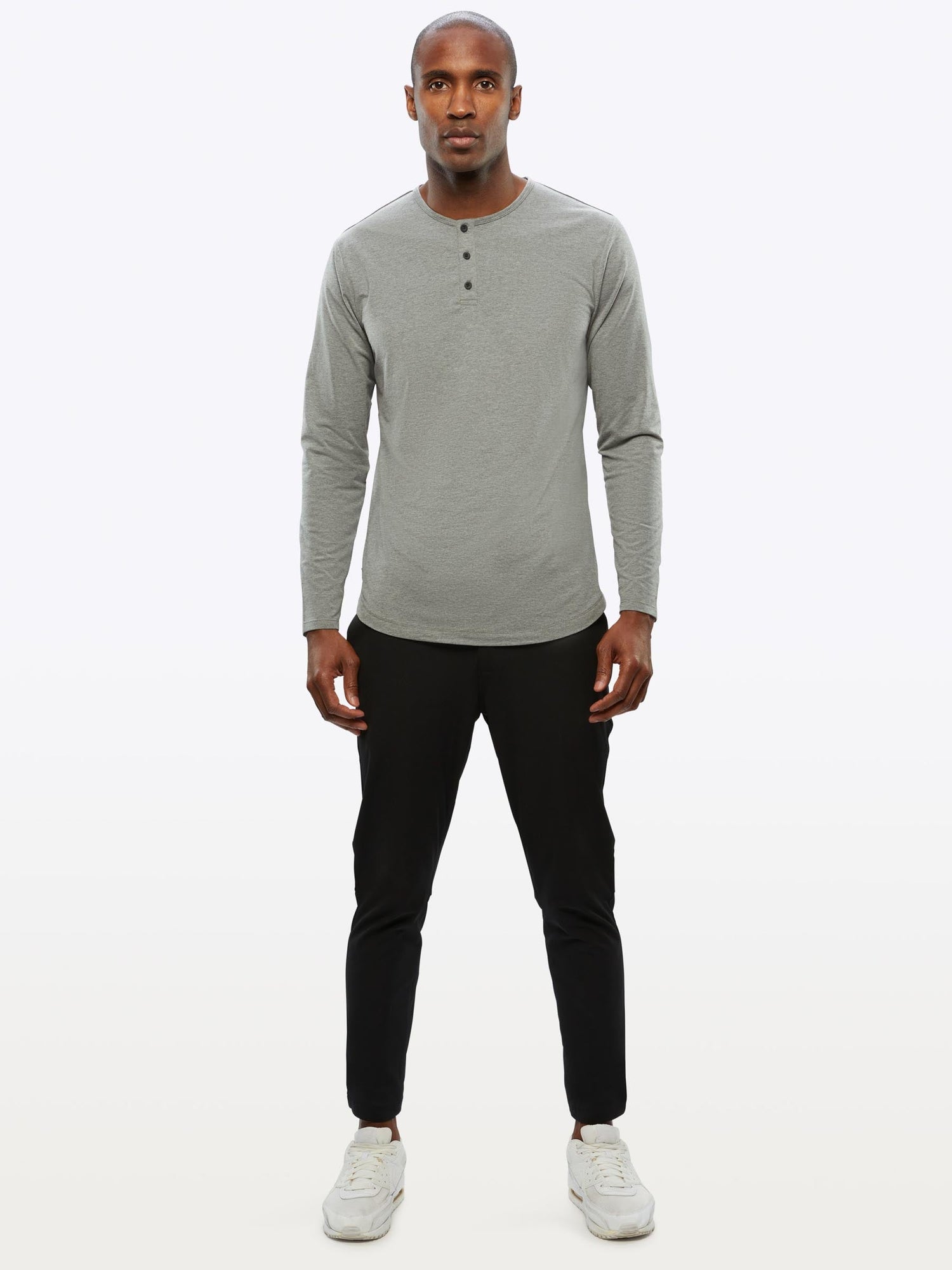 Mens | AO Long Sleeve Henley Curve-Hem | Signature-Fit PYCA Pro | Heather Grey
