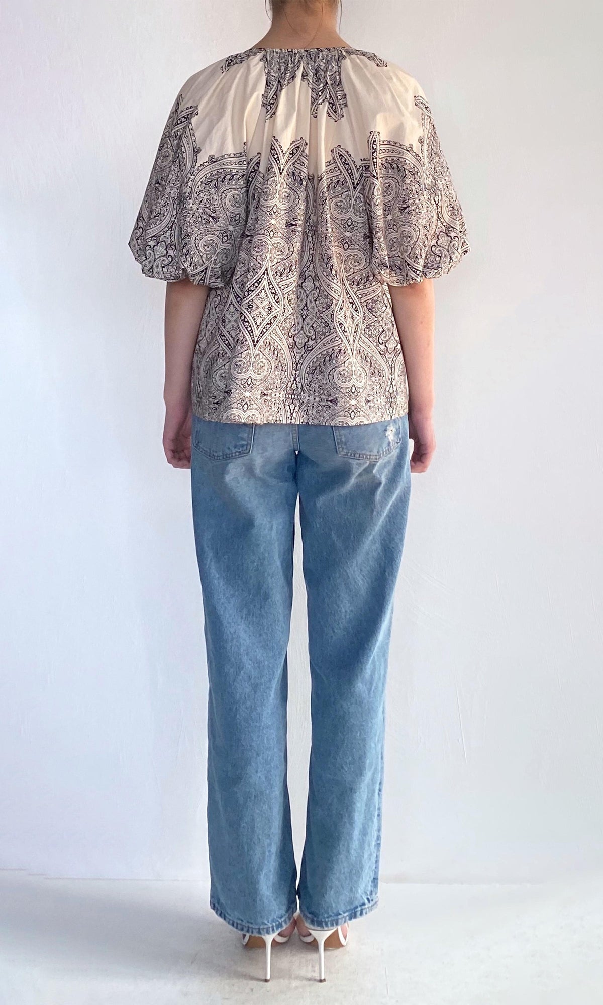 Hemant And Nandita | Chavi Cotton Poplin Raglan Sleeve Top | Eggshell