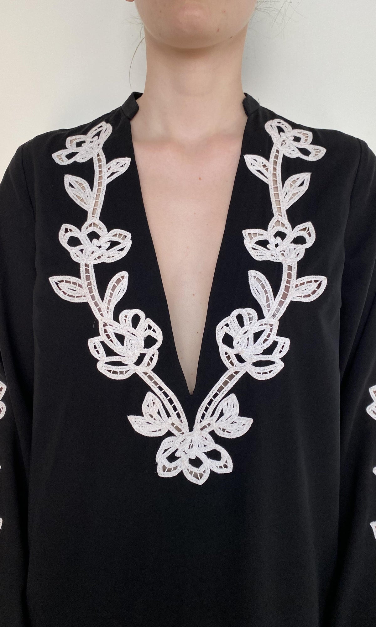 Womens | Daha Polyester Crepe Long Kaftan | Black White