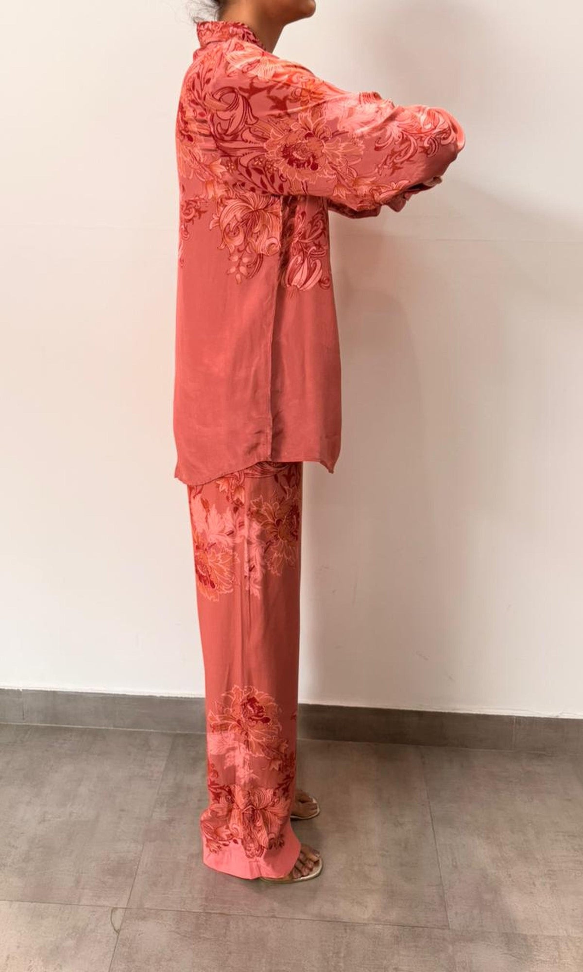 Hemant And Nandita | Inv Viscose Crepe Pant | Vine Floral