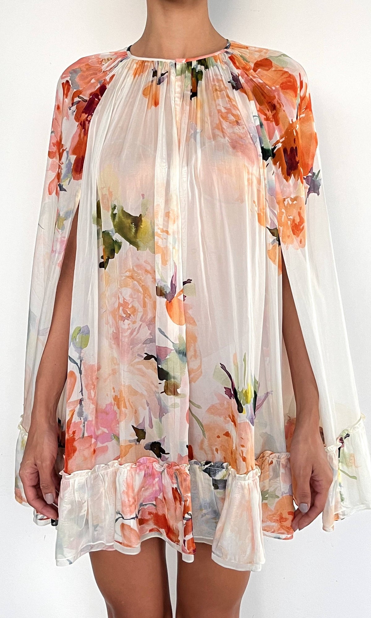 Hemant And Nandita | Saba Viscose Flat Chiffon Mini Cape With Slip | Ivory Floral