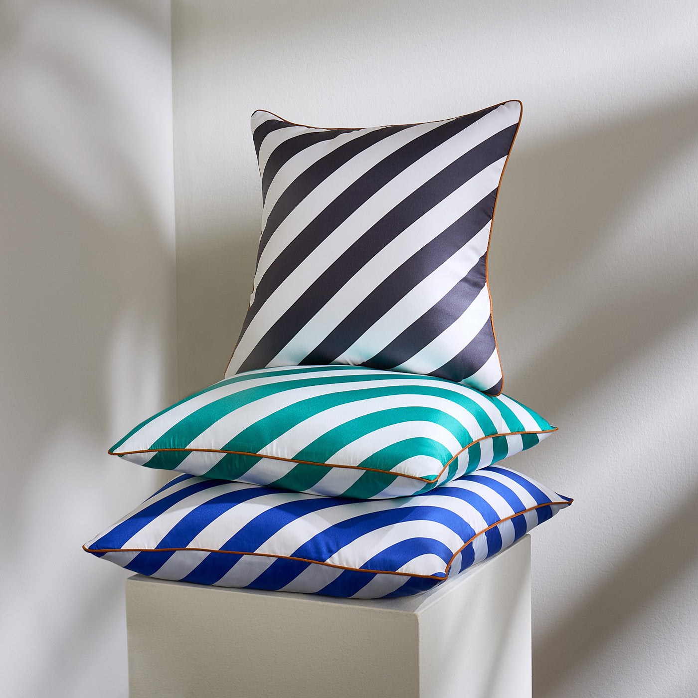 Cabana Silk Pillow | Green/Ivory