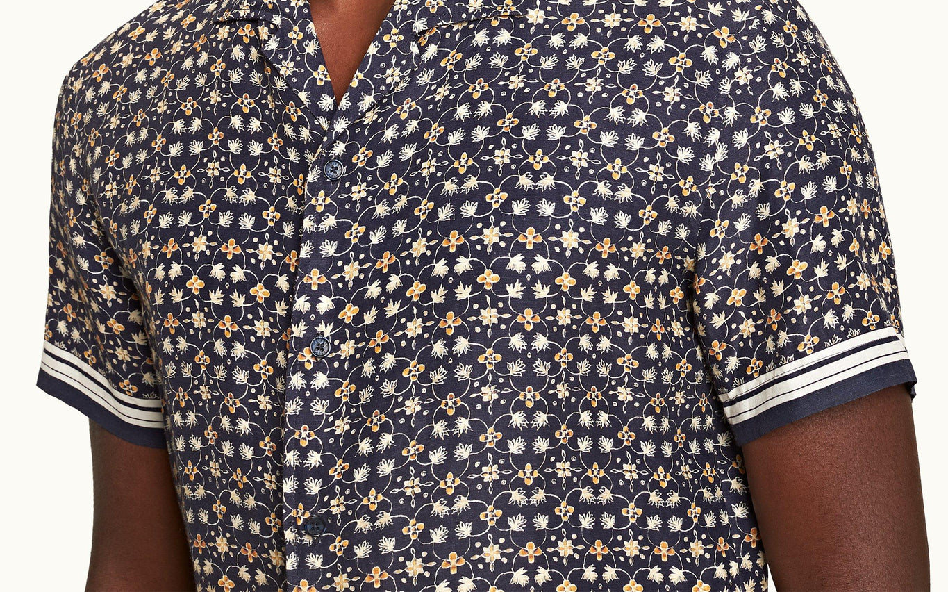 Hibbert Fiore Print Classic Fit Capri Collar Shirt | Night Iris