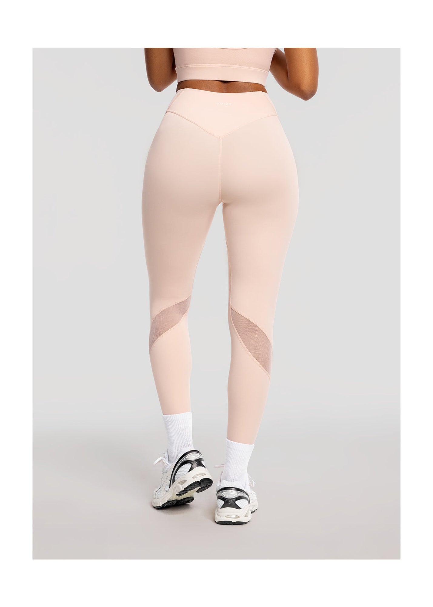 High-Waisted Stretch Performance Leggings | Seashell