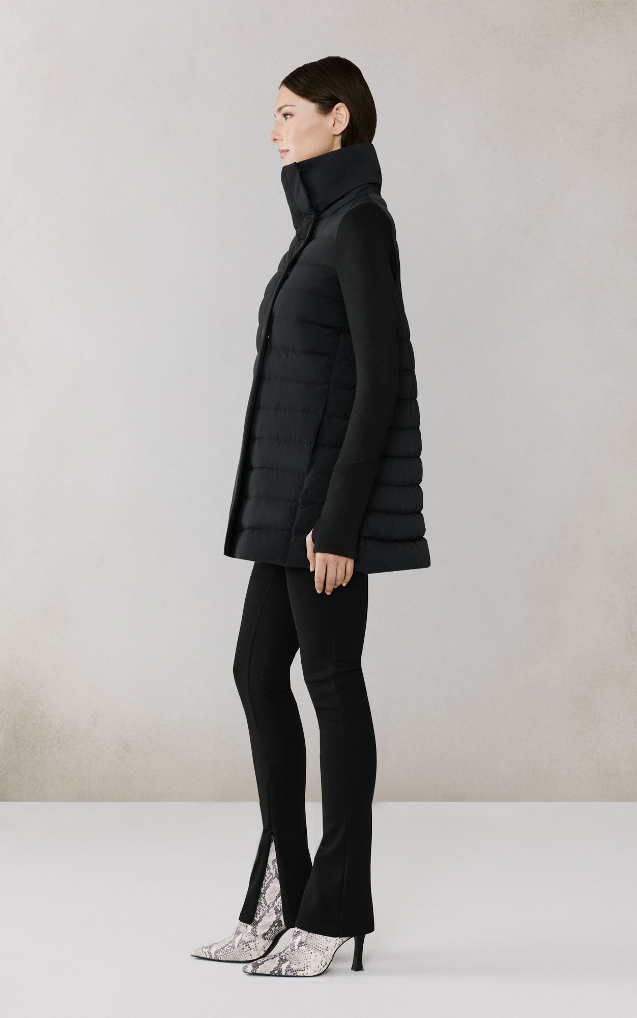 Lola Hybrid Stretch Down Wrap | Black