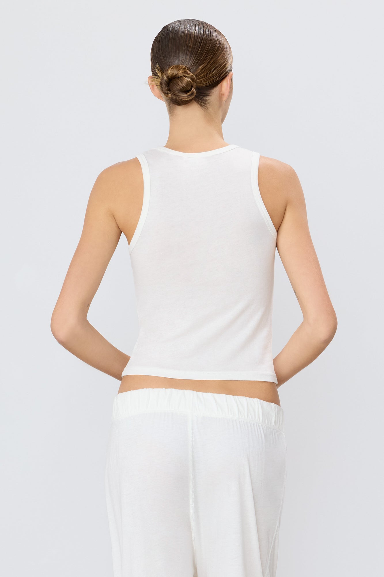 FITTED TANK - ETERNE