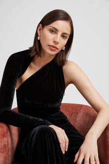 Manhattan Velvet Slit Gown | Black Velvet