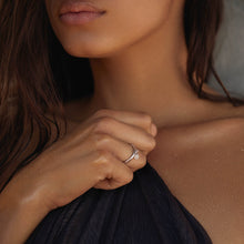 Moon Ring | Silver | Moonstone