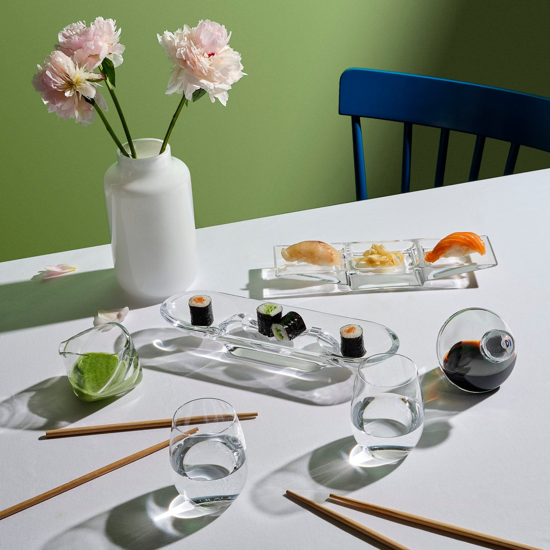 Silhouette Compartment Tray - 3 Sections | Clear Crystal