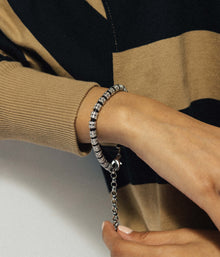 Manon Bracelet in Jet - Loren Hope